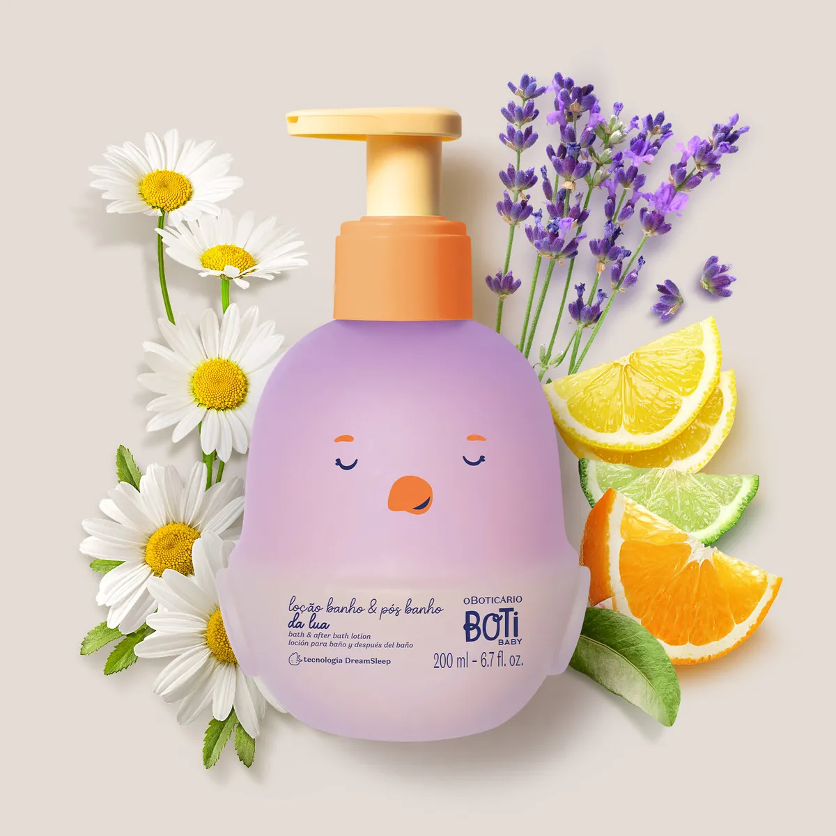 Colônia Boti Baby Lua com notas relaxantes de lavanda e camomila.